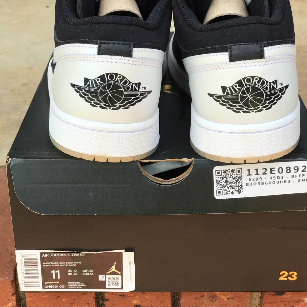 Air Jordan 1 Low SE Diamond Shorts Size 11 *Tried On - Picture 4 of 8